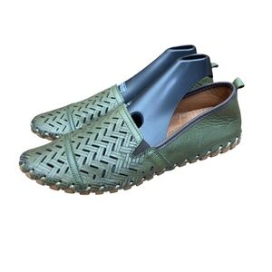 Spring Step Size 9.5-10 Leather Perforated Slip-On Shoes Fusaro Green